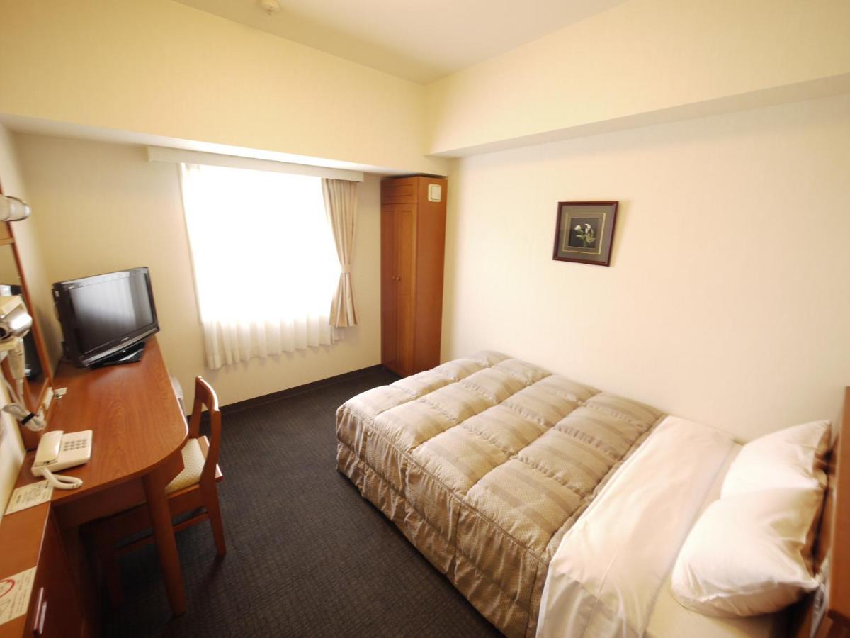 Hotel Route-Inn Suzuka Buitenkant foto